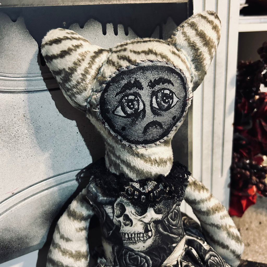 Skull Dress Cat doll